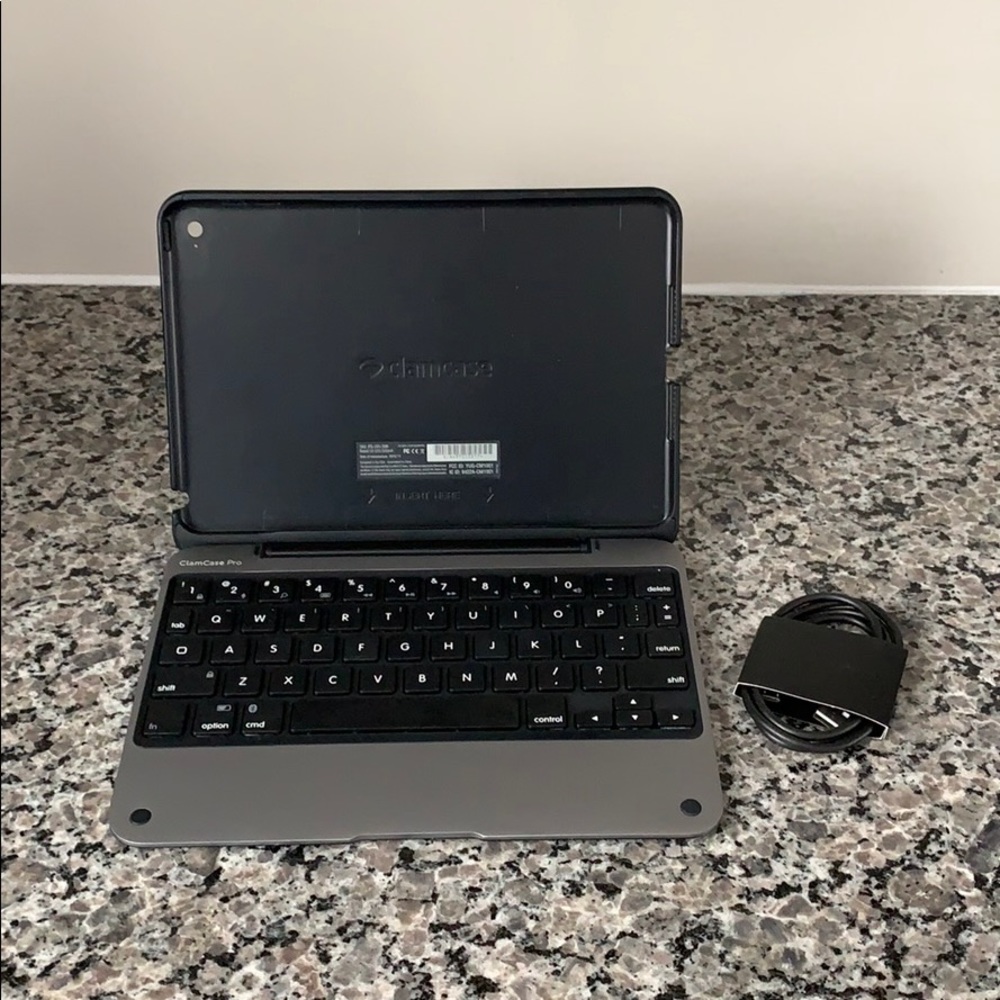 ClamCase Pro for iPad Mini 4